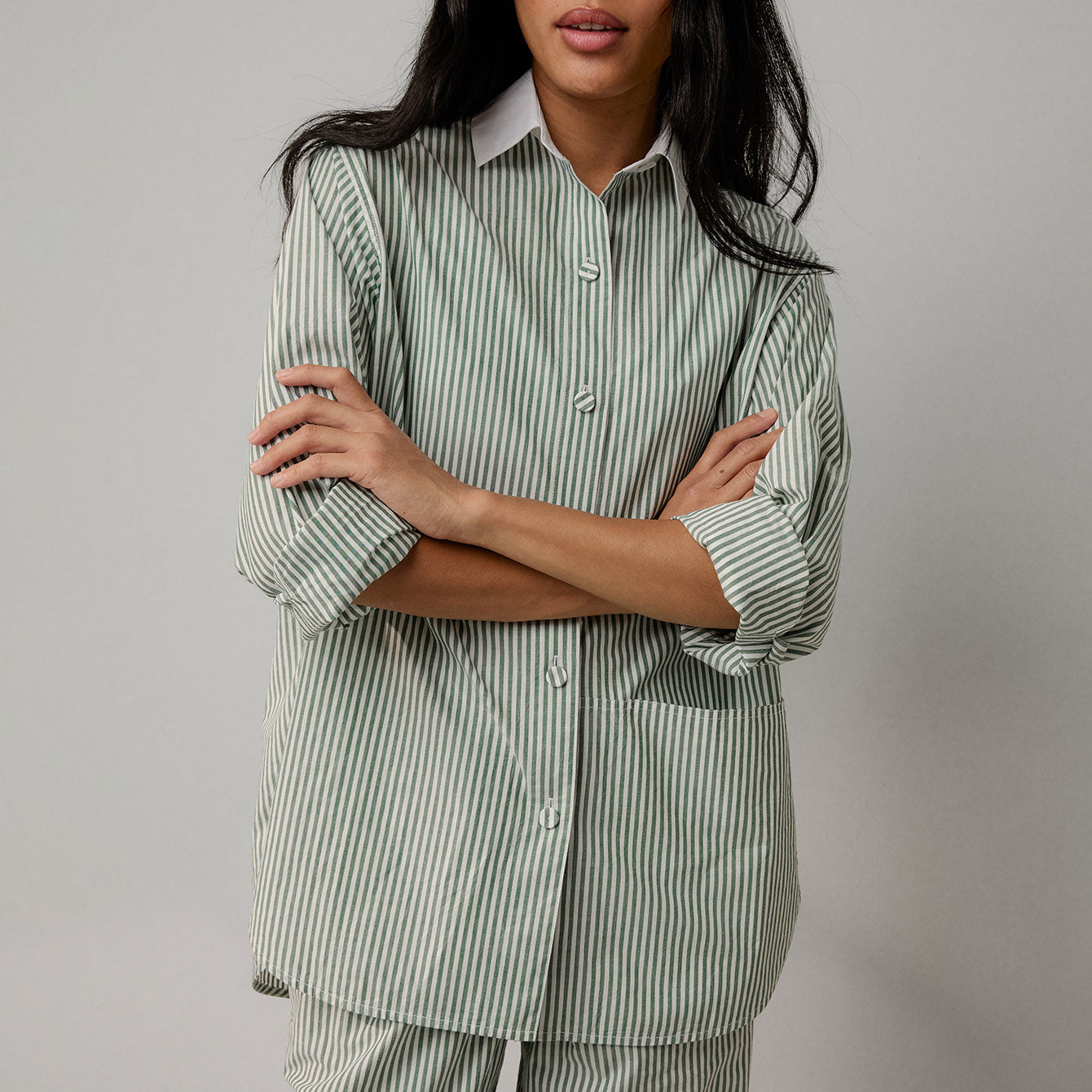 Airy Cotton Curved Hem Shirt