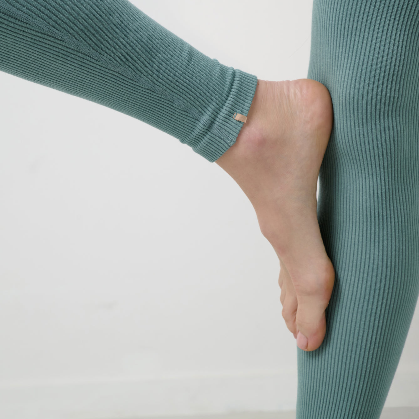 Seamless Modal Flow Legging