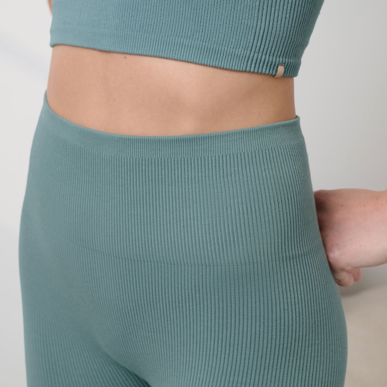 Seamless Modal Flow Legging