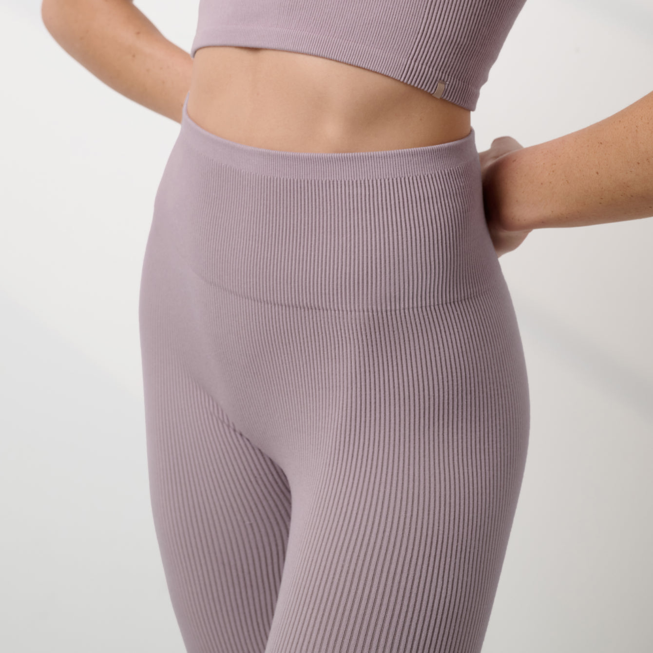 Seamless Modal Flow Legging